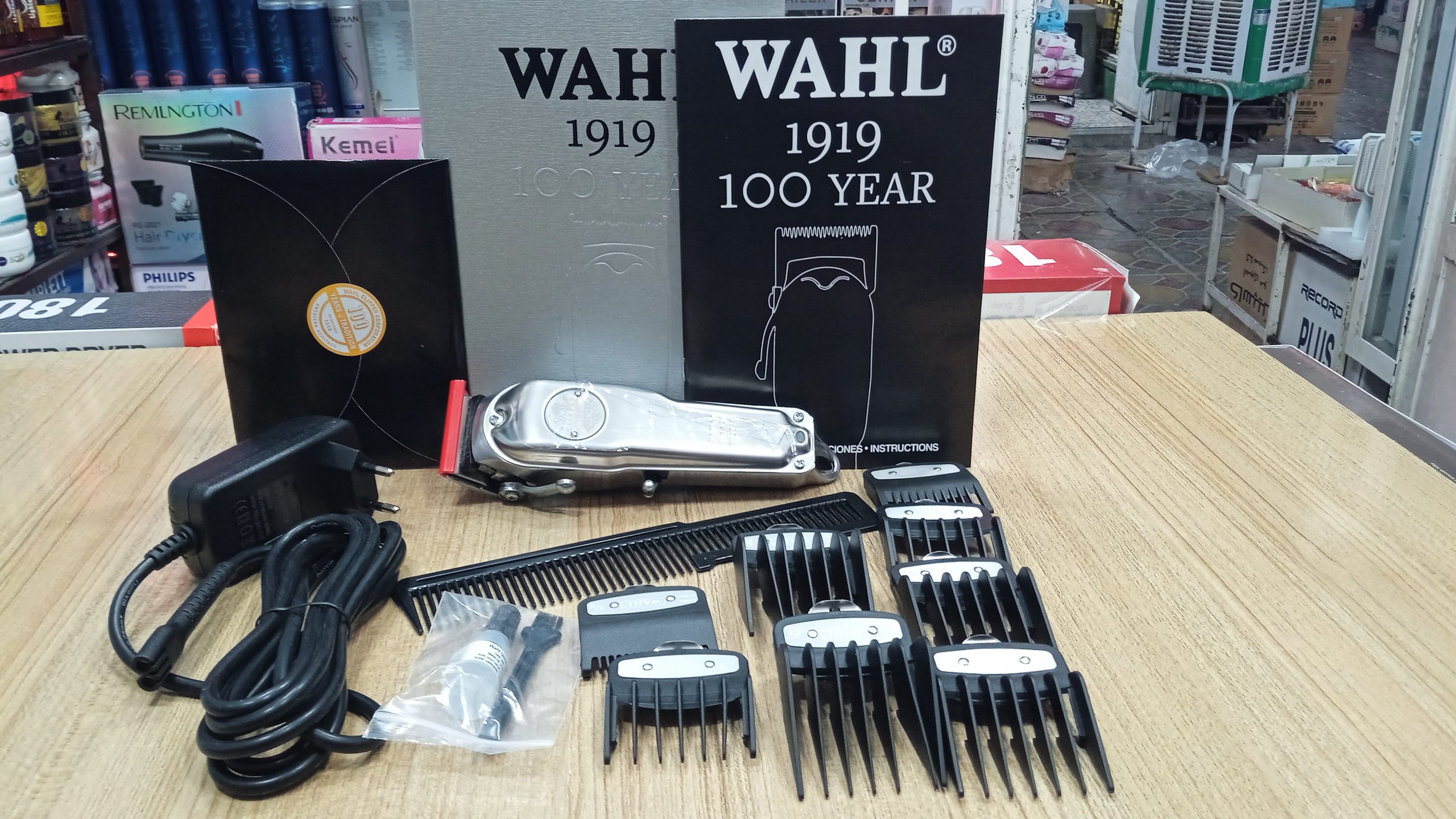 IMG_۲۰۲۳۰۸۲۸_۱۸۵۷۴۷ ماشین اصلاح سر و صورت وال حجم زن Wahl 1919 Professional 100 Year Cordless Clipperامریکای